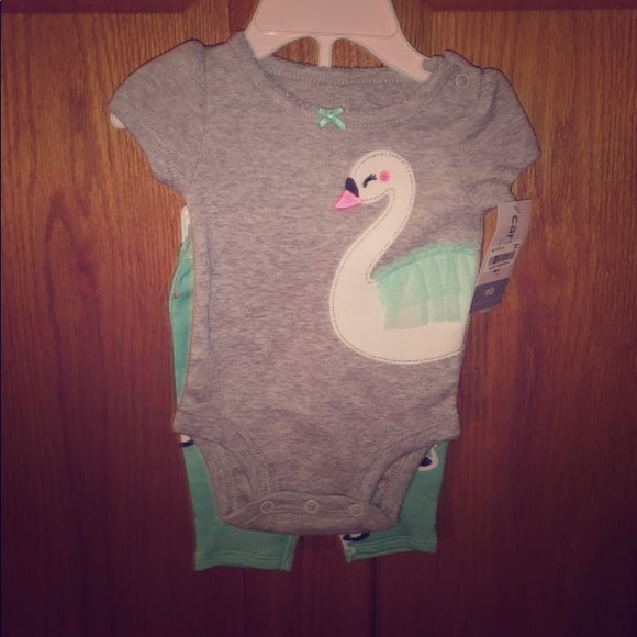 NWT Carter’s Set - Picture 1 of 2